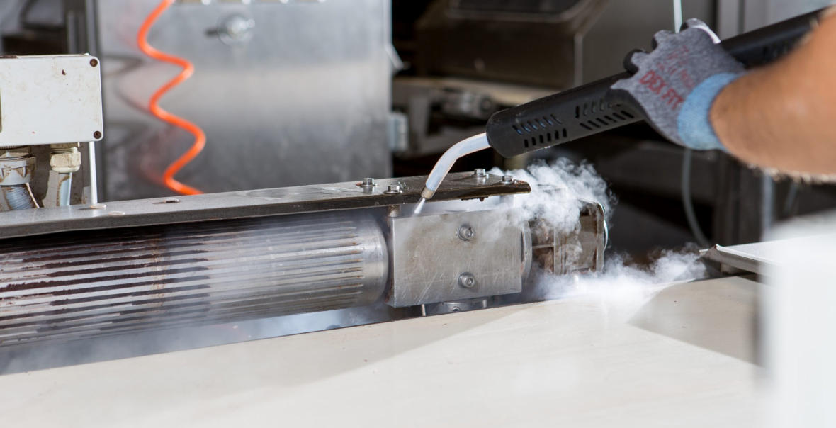 Strojna strojna čiščenja v industriji