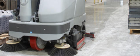 Strojna čiščenja v industriji